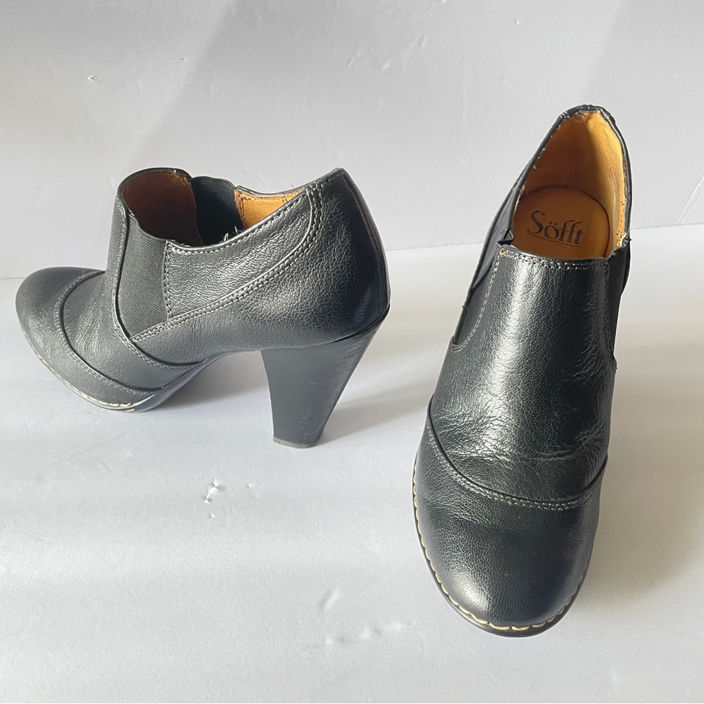 Sofft Black Leather Simola Classic Casual Heeled Ankle Slip-on Boot Size 9.5 M